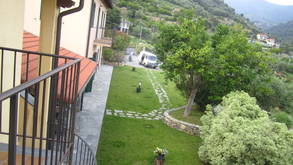 Agriturismo Turlin Vallebona Εξωτερικό φωτογραφία