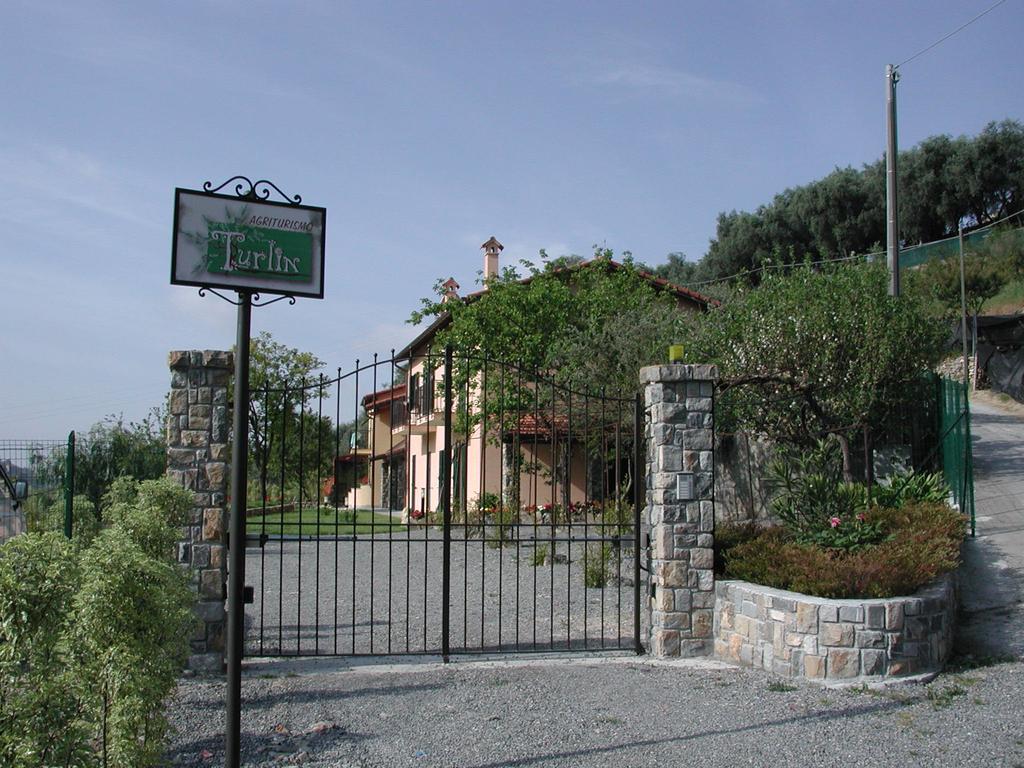 Agriturismo Turlin Vallebona Εξωτερικό φωτογραφία